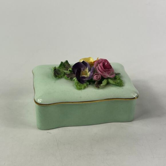 Crown Staffordshire England Floral Bone China Trinket Box Lid Flowers 1950s Mint - Picture 2 of 14